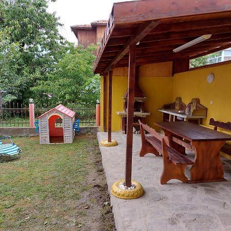 Blue House Apartment Tsarevo Bagian luar foto